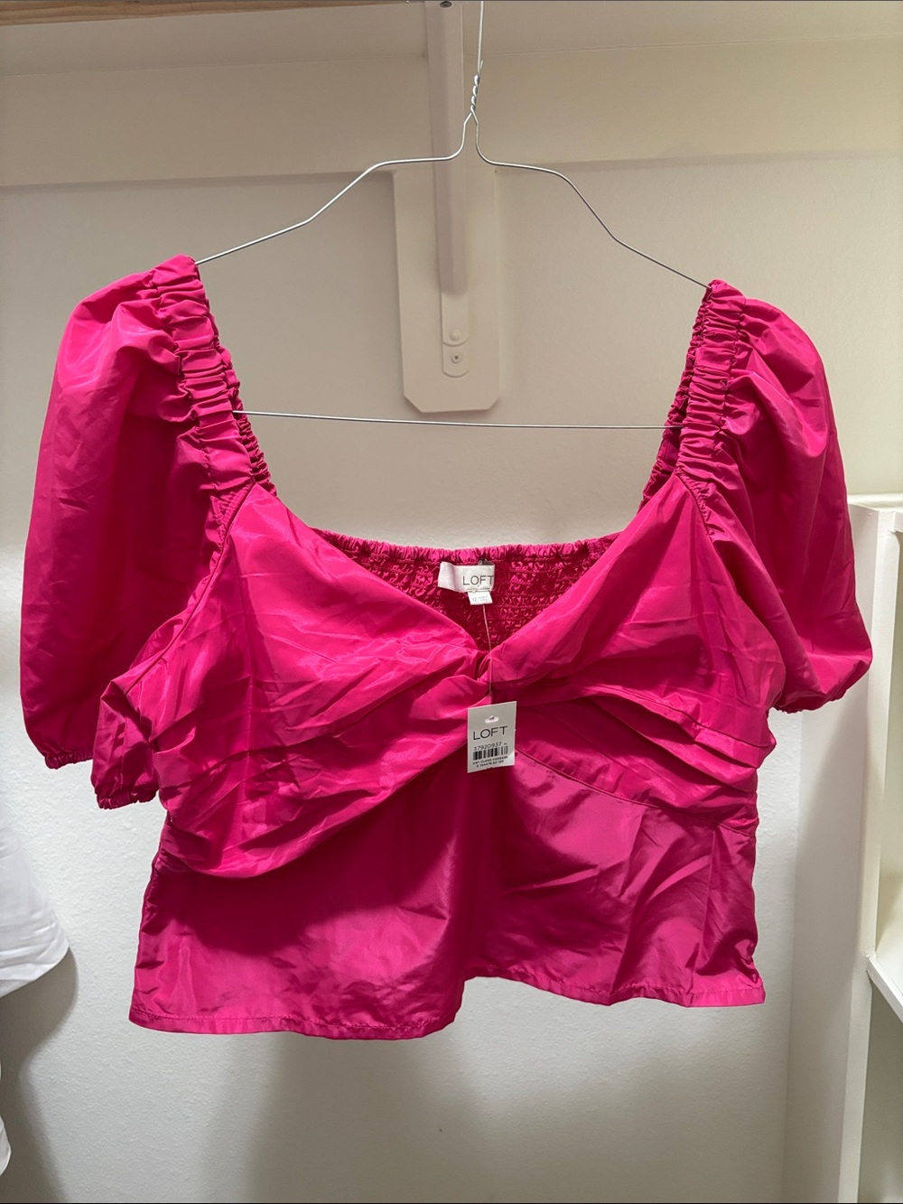 LOFT Hot Pink Puff Taffeta Puff Sleeve Sweetheart Top